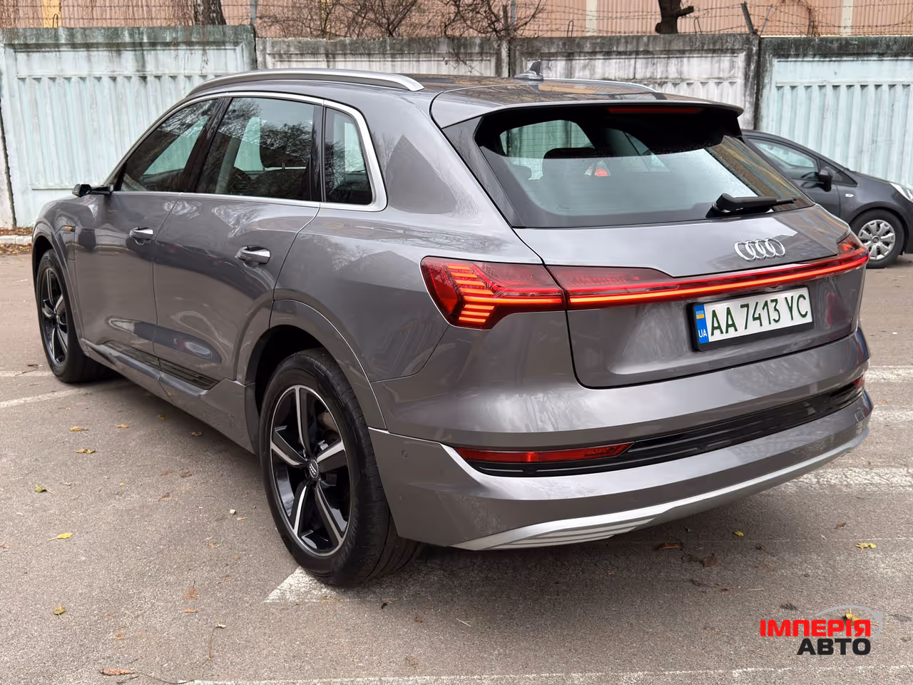 Audi e-tron - фото 9