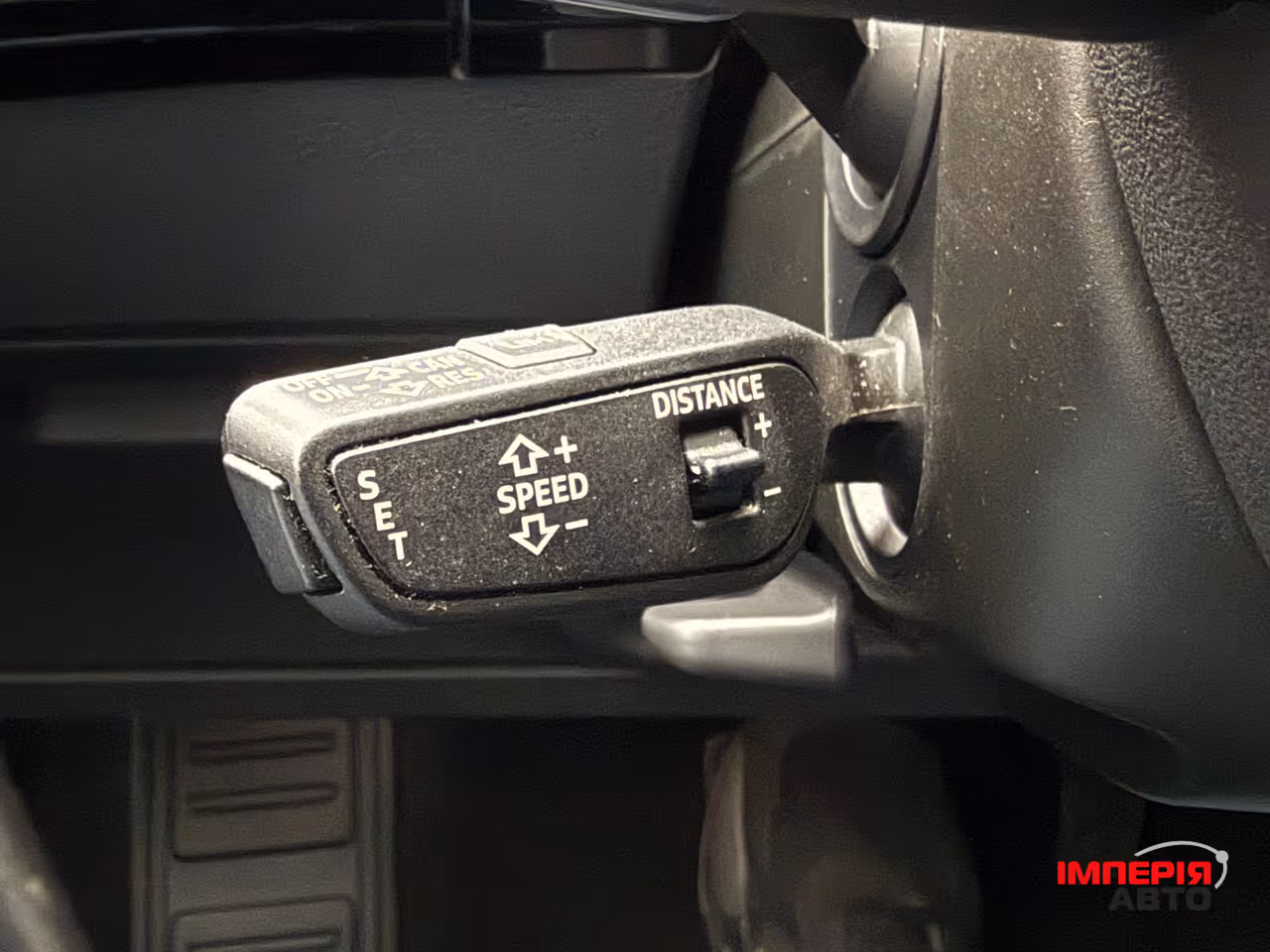 Audi e-tron - фото 34