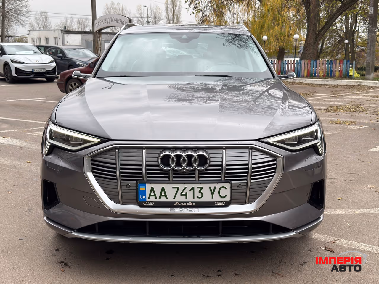 Audi e-tron - фото 2