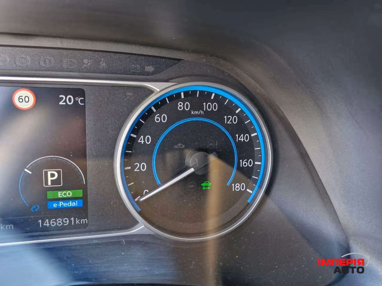Nissan Leaf - фото 17