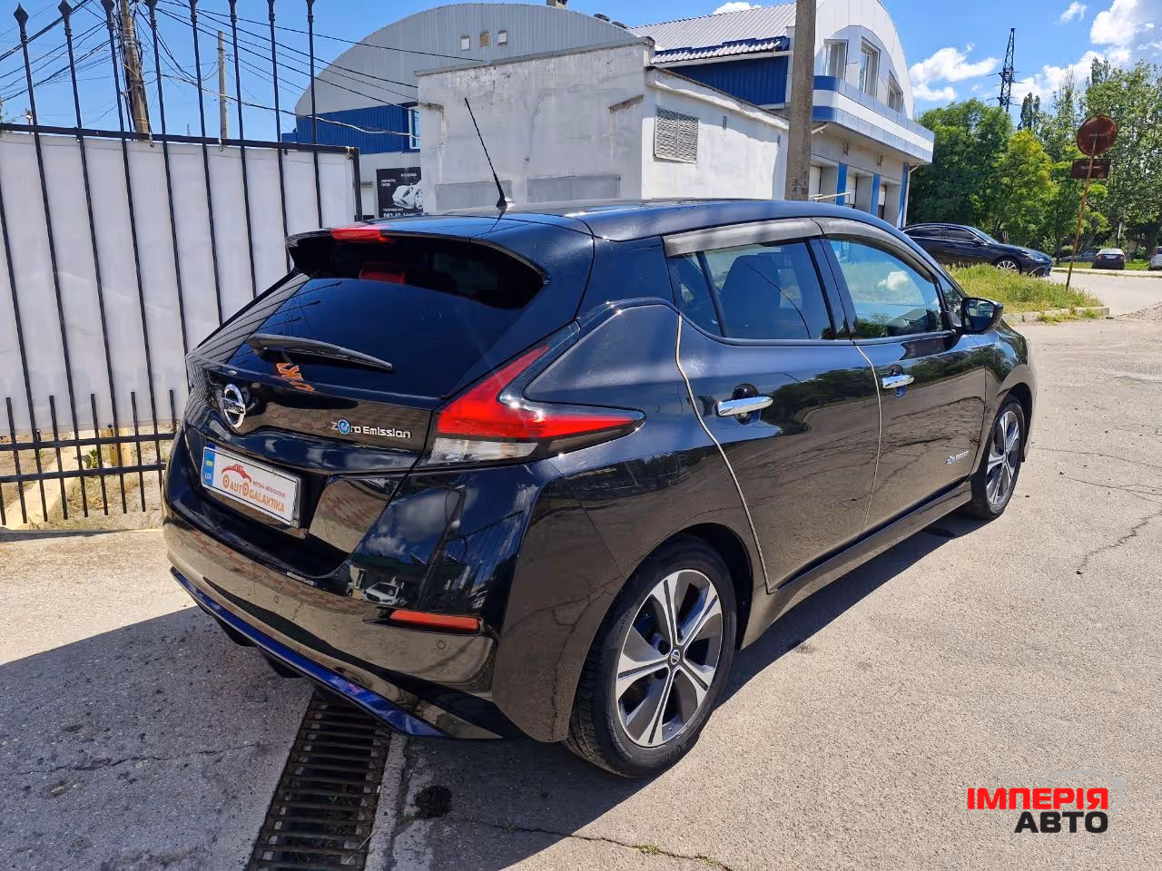 Nissan Leaf - фото 3