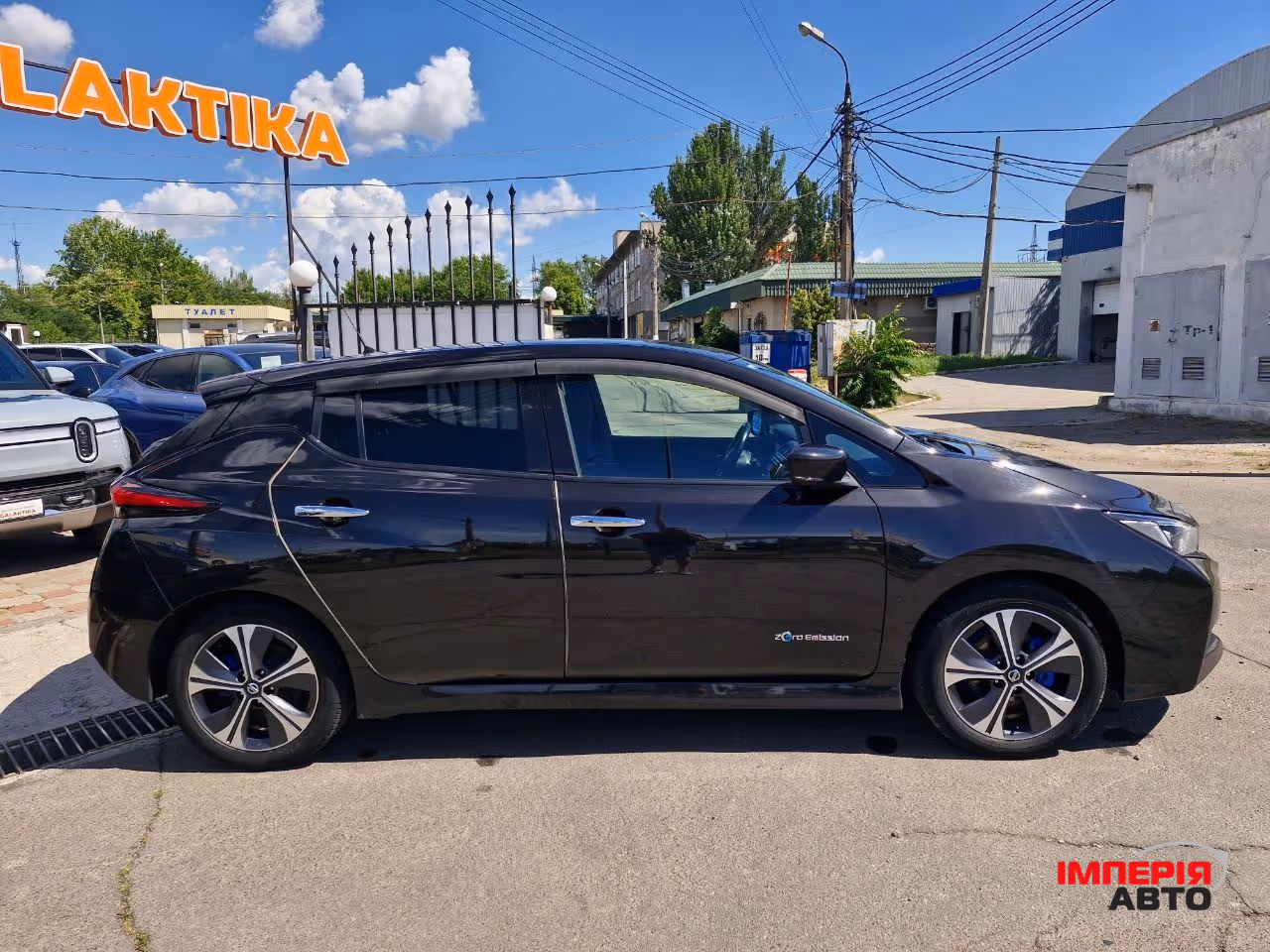 Nissan Leaf - фото 5