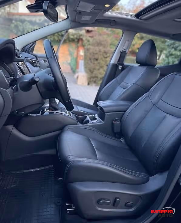 Nissan Rogue Sport - фото 12