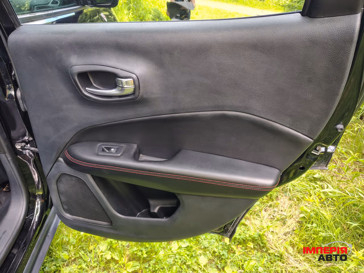 Jeep Compass - фото 25