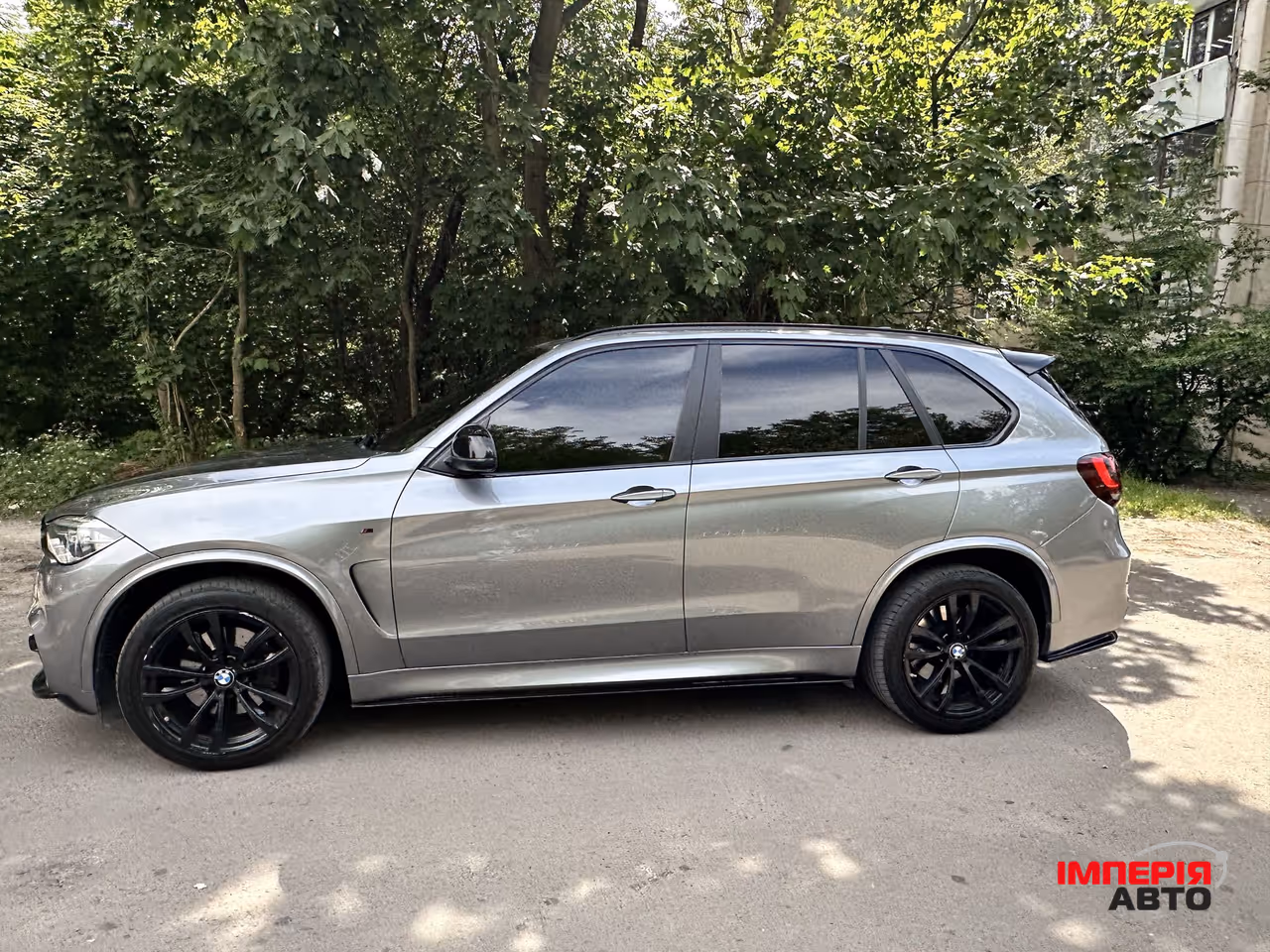 BMW X5 - фото 17