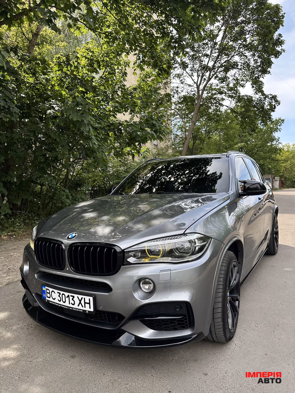 BMW X5 - фото 1