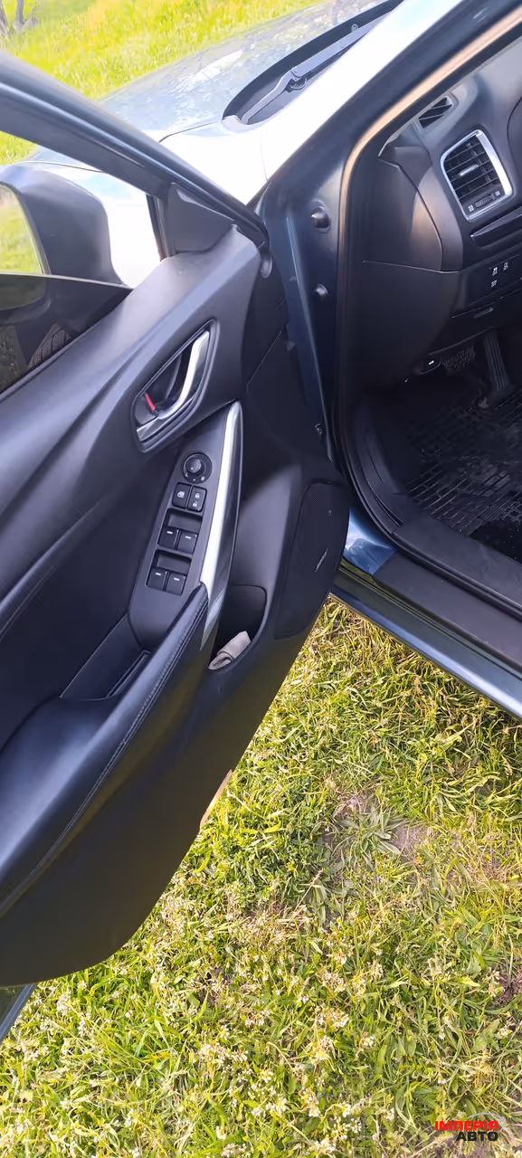 Mazda 6 - фото 9