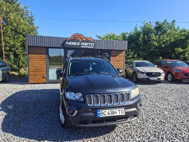 Jeep Compass - фото 2