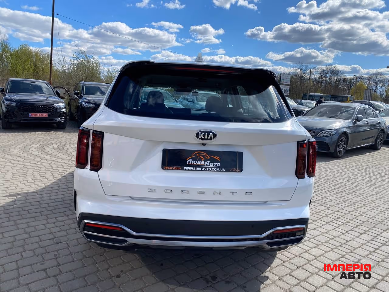Kia Sorento - фото 6