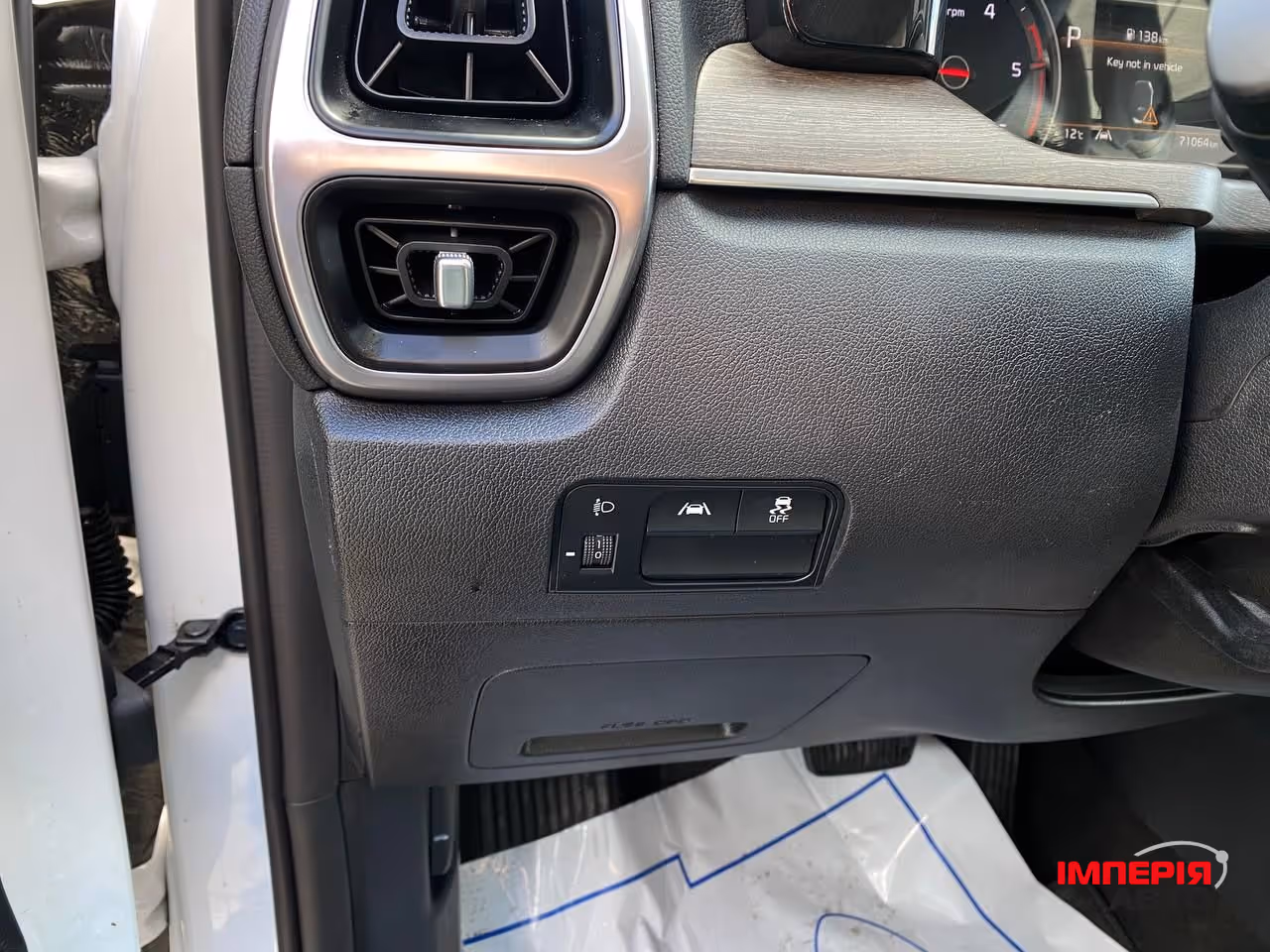 Kia Sorento - фото 13