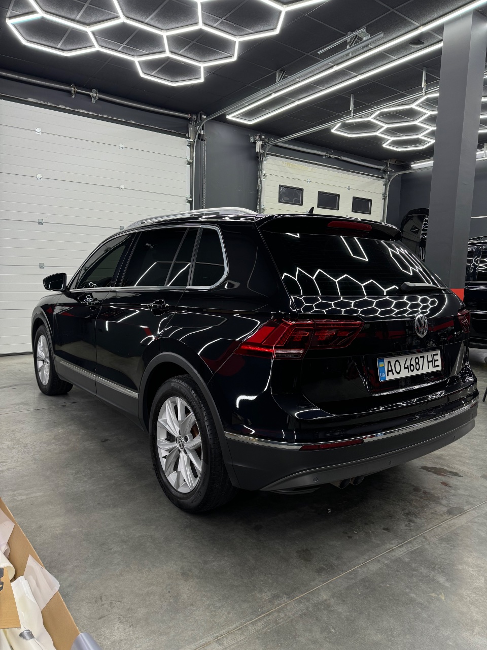 Volkswagen Tiguan - фото 3