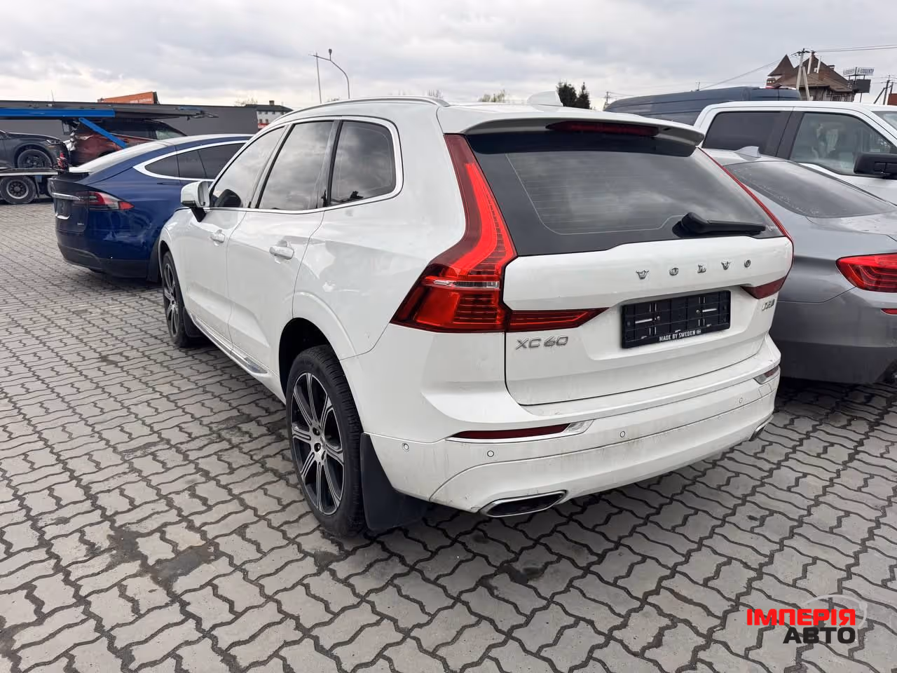 Volvo XC60 - фото 3