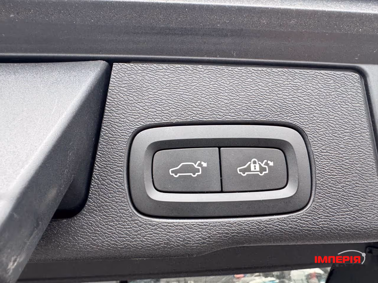 Volvo XC60 - фото 23