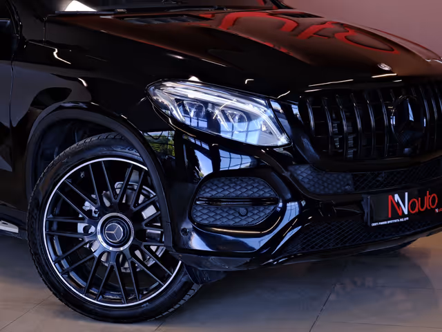 Mercedes-Benz GLE - фото 3