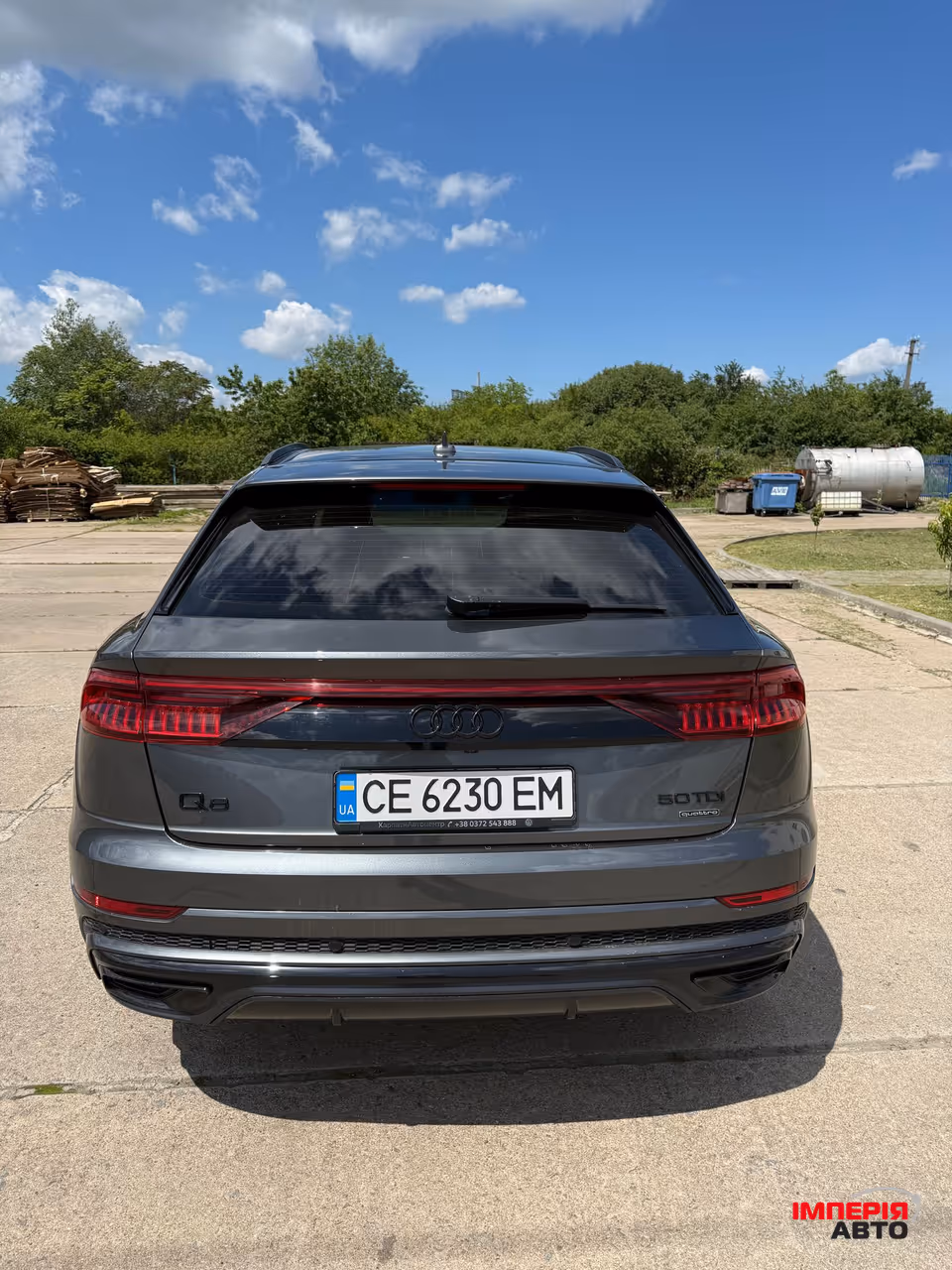 Audi Q8 - фото 4