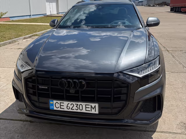 Audi Q8 - фото 3