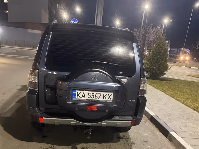 Mitsubishi Pajero - фото 5