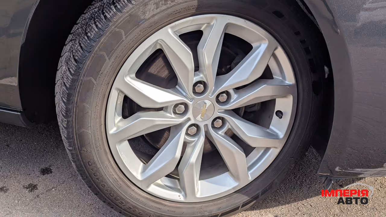 Chevrolet Impala - фото 2