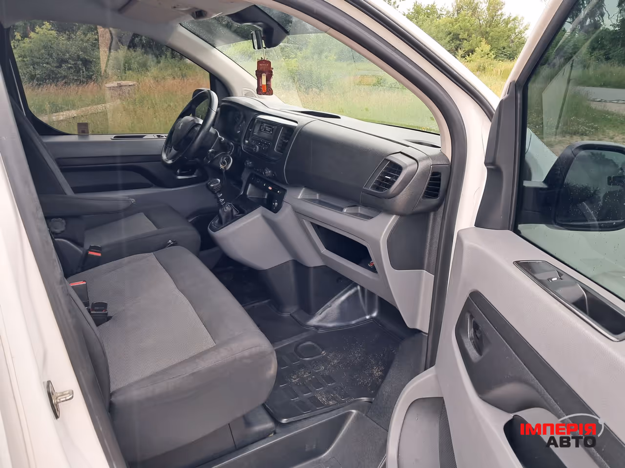 Peugeot Expert - фото 17