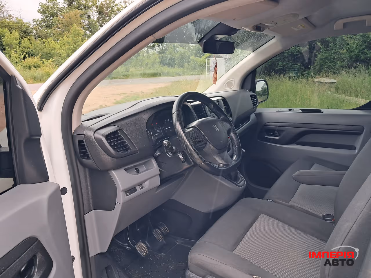 Peugeot Expert - фото 15