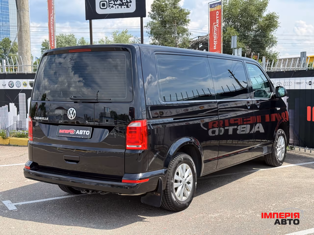 Volkswagen Caravelle - фото 5
