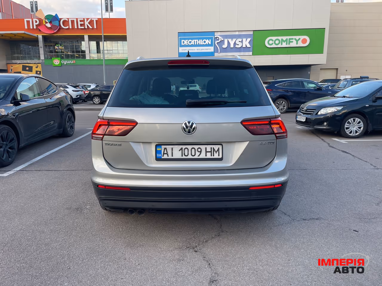 Volkswagen Tiguan - фото 7