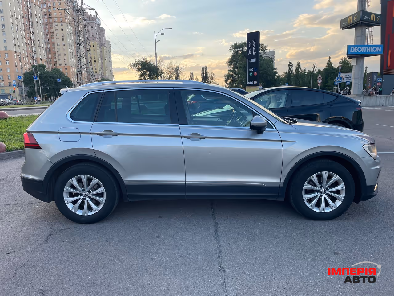 Volkswagen Tiguan - фото 5