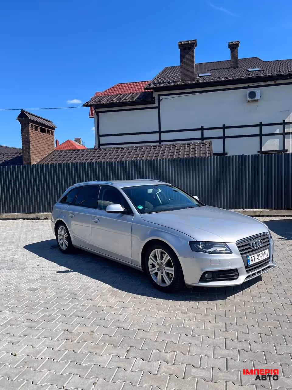 Audi A4 - фото 2