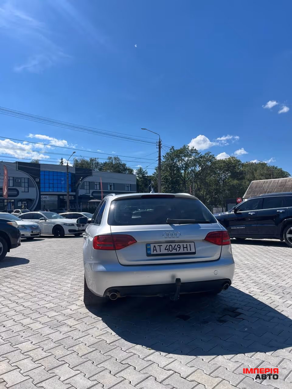 Audi A4 - фото 5