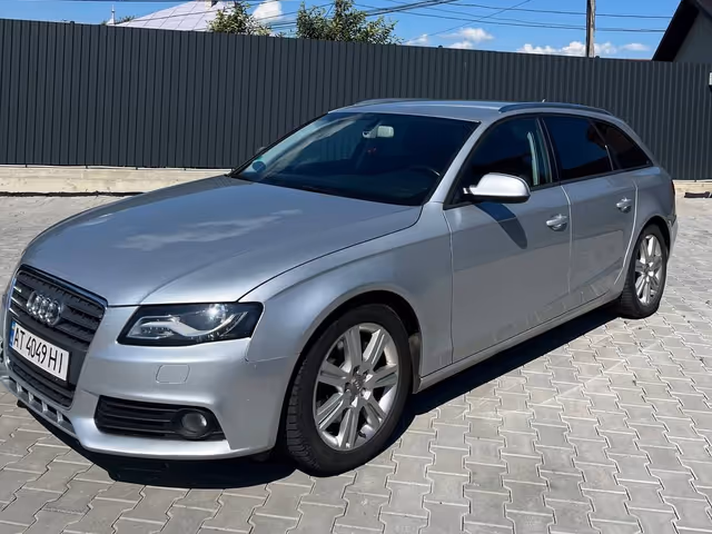 Audi A4 - фото 3