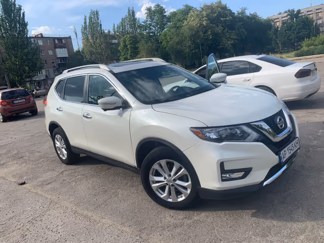 Nissan Rogue - фото 2