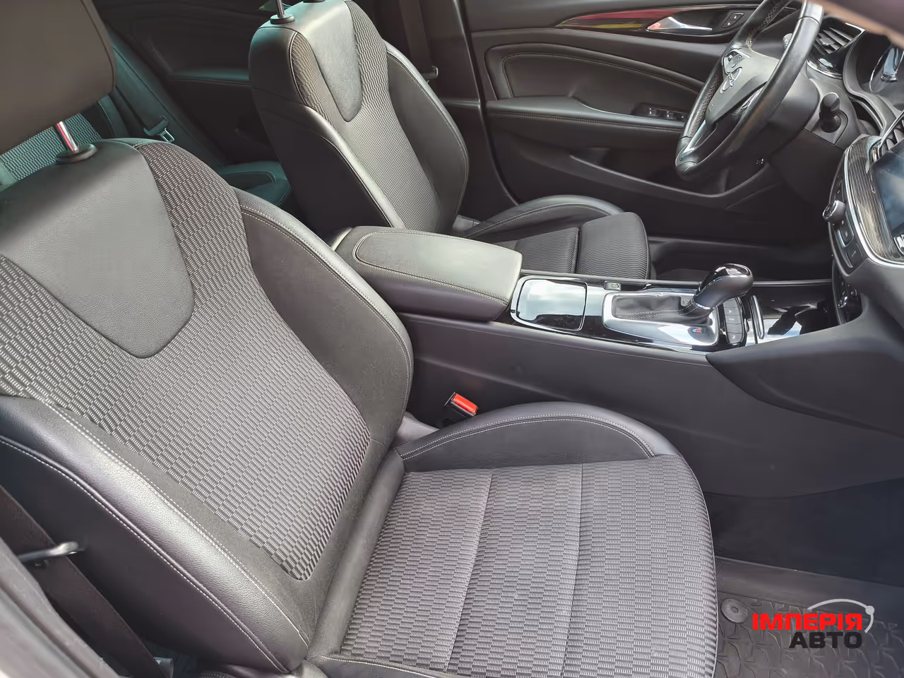 Opel Insignia - фото 25
