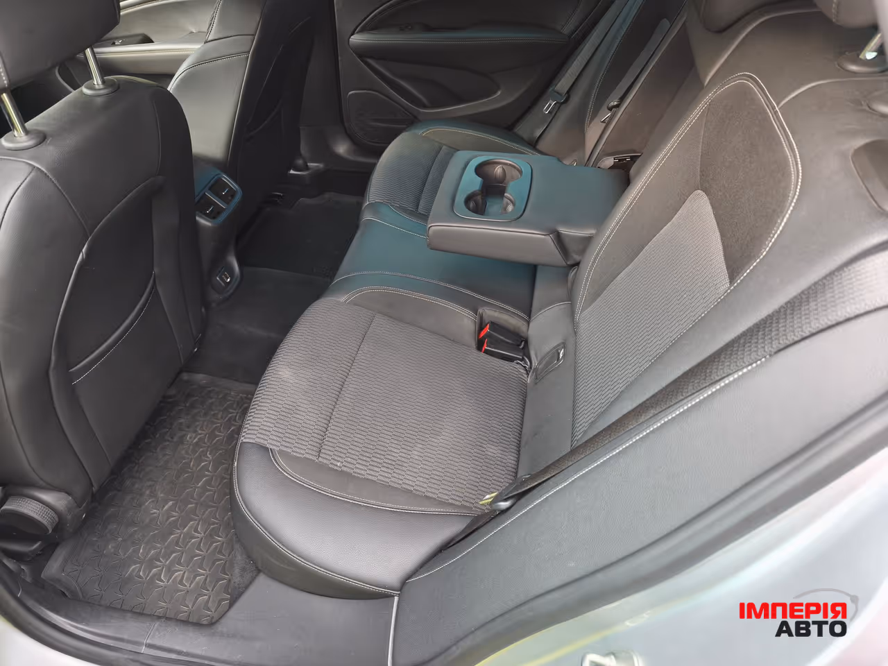 Opel Insignia - фото 22