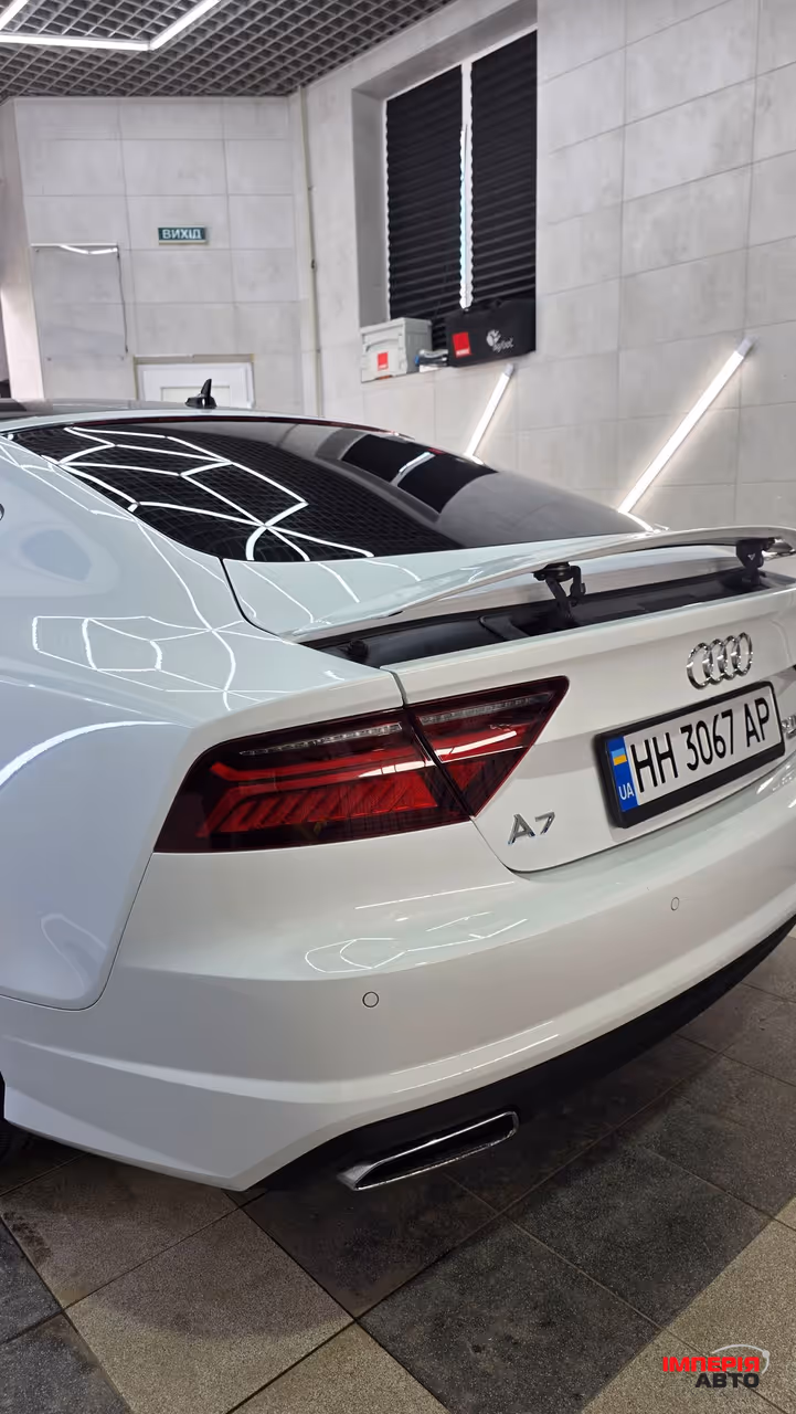 Audi A7 - фото 17