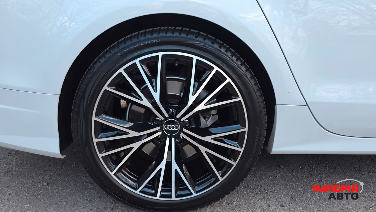Audi A7 - фото 7