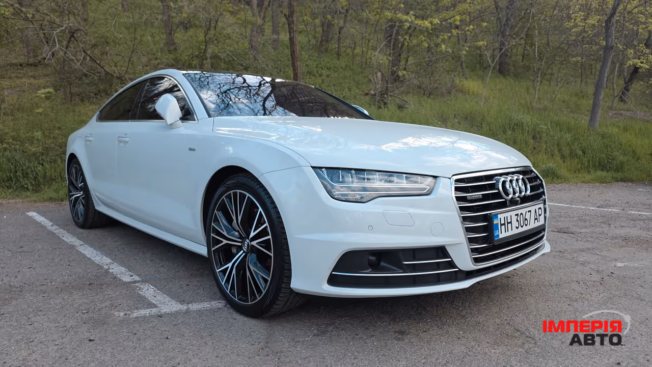 Audi A7 - фото 12
