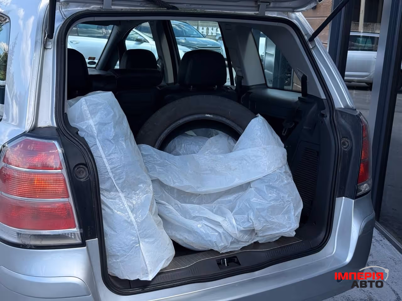 Opel Zafira - фото 30