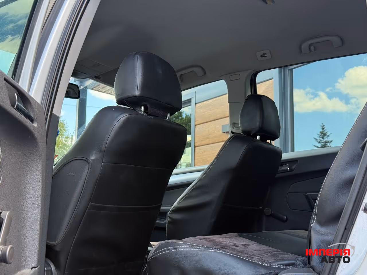 Opel Zafira - фото 21