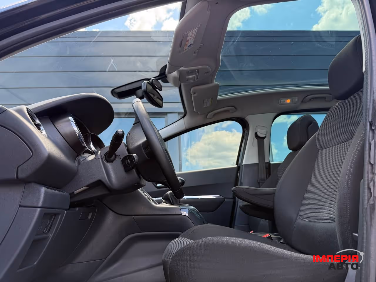 Peugeot 5008 - фото 15
