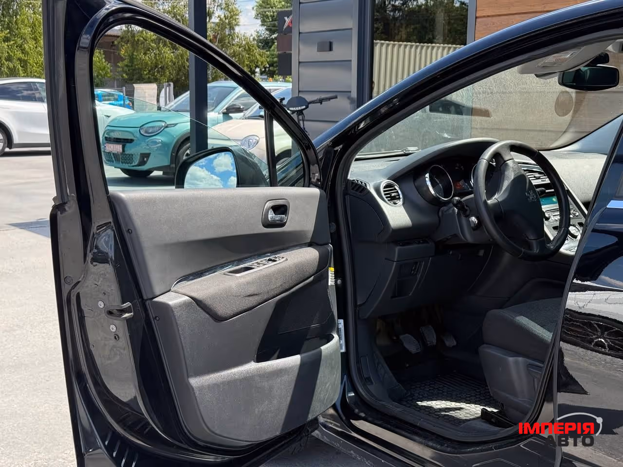 Peugeot 5008 - фото 12