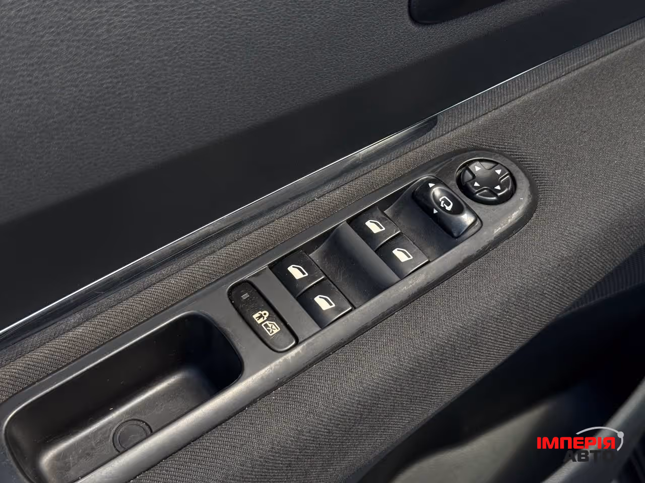 Peugeot 5008 - фото 14