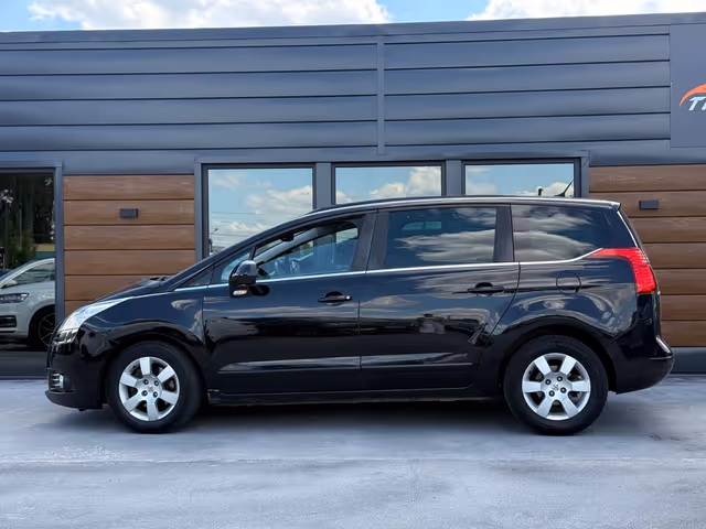 Peugeot 5008 - фото 5