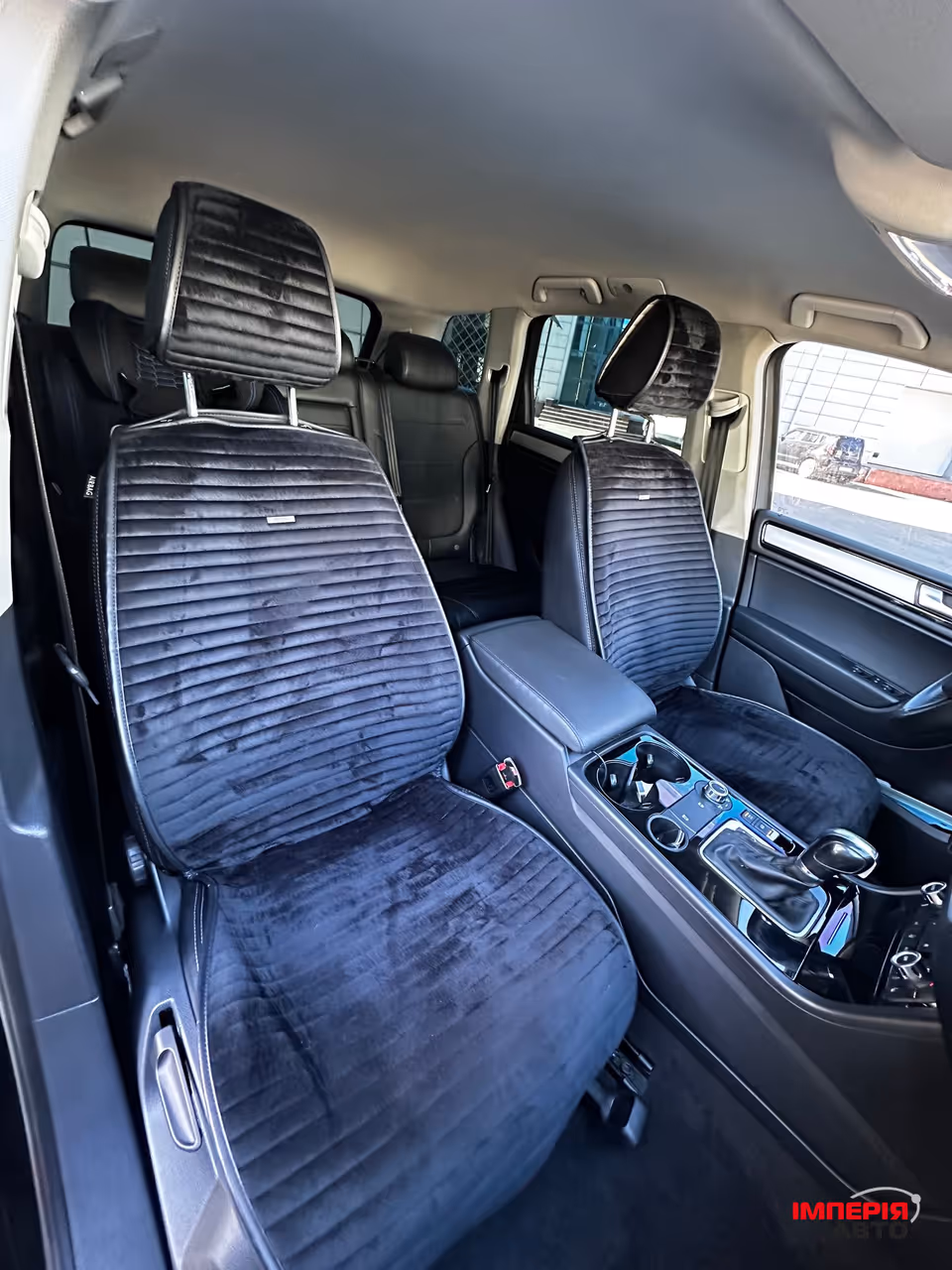 Volkswagen Touareg - фото 19