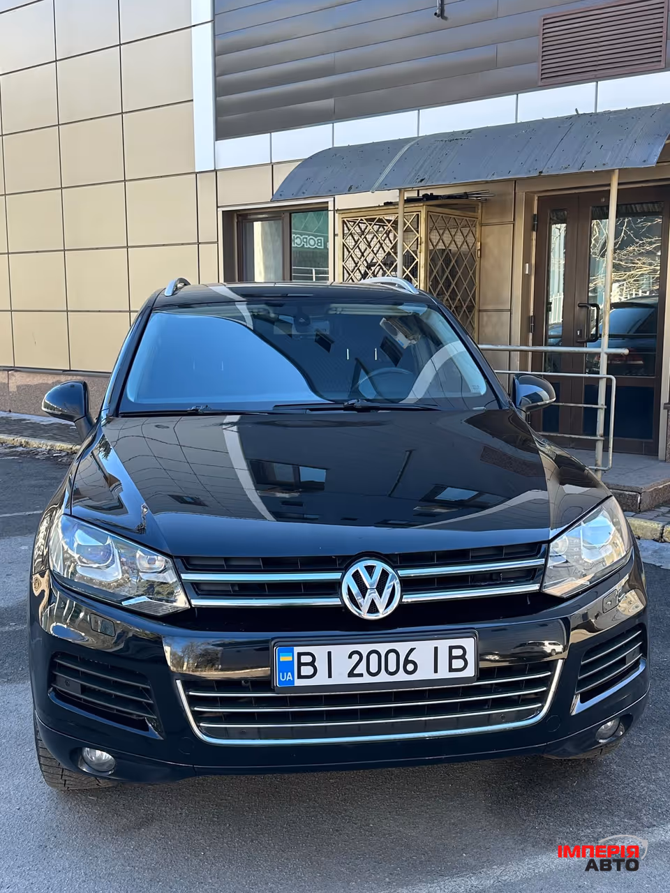 Volkswagen Touareg - фото 2