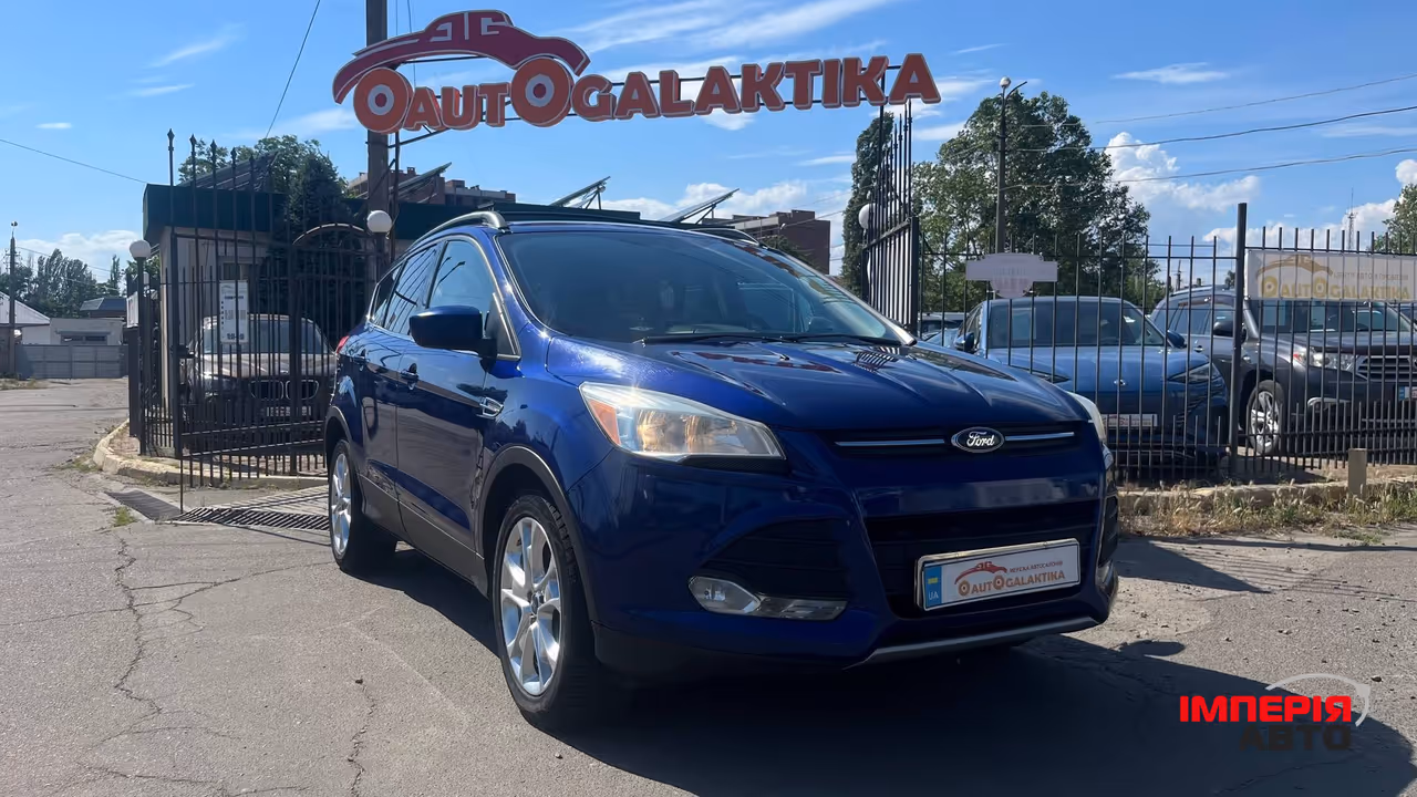 Ford Escape - фото 1