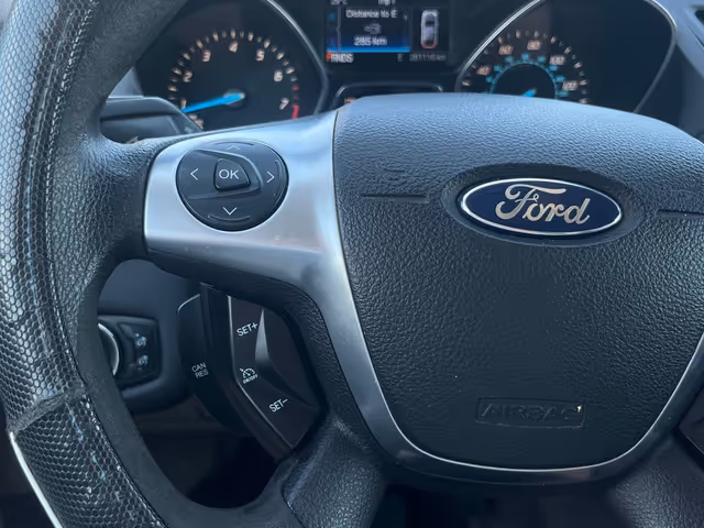 Ford Escape - фото 2