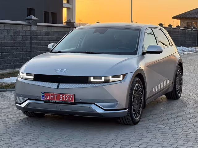 Hyundai IONIQ 5 - фото 1