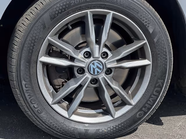 Volkswagen Passat - фото 4