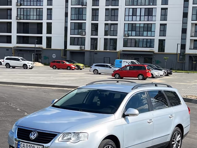 Volkswagen Passat - фото 1