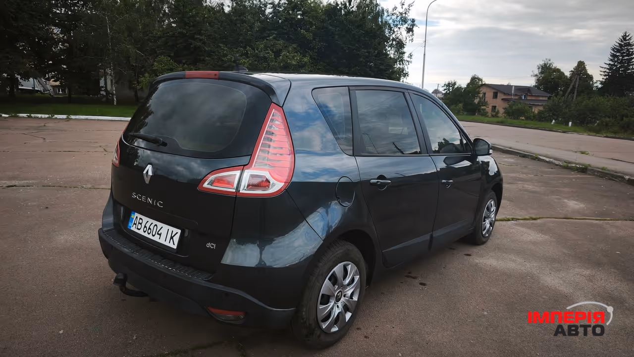 Renault Megane - фото 5